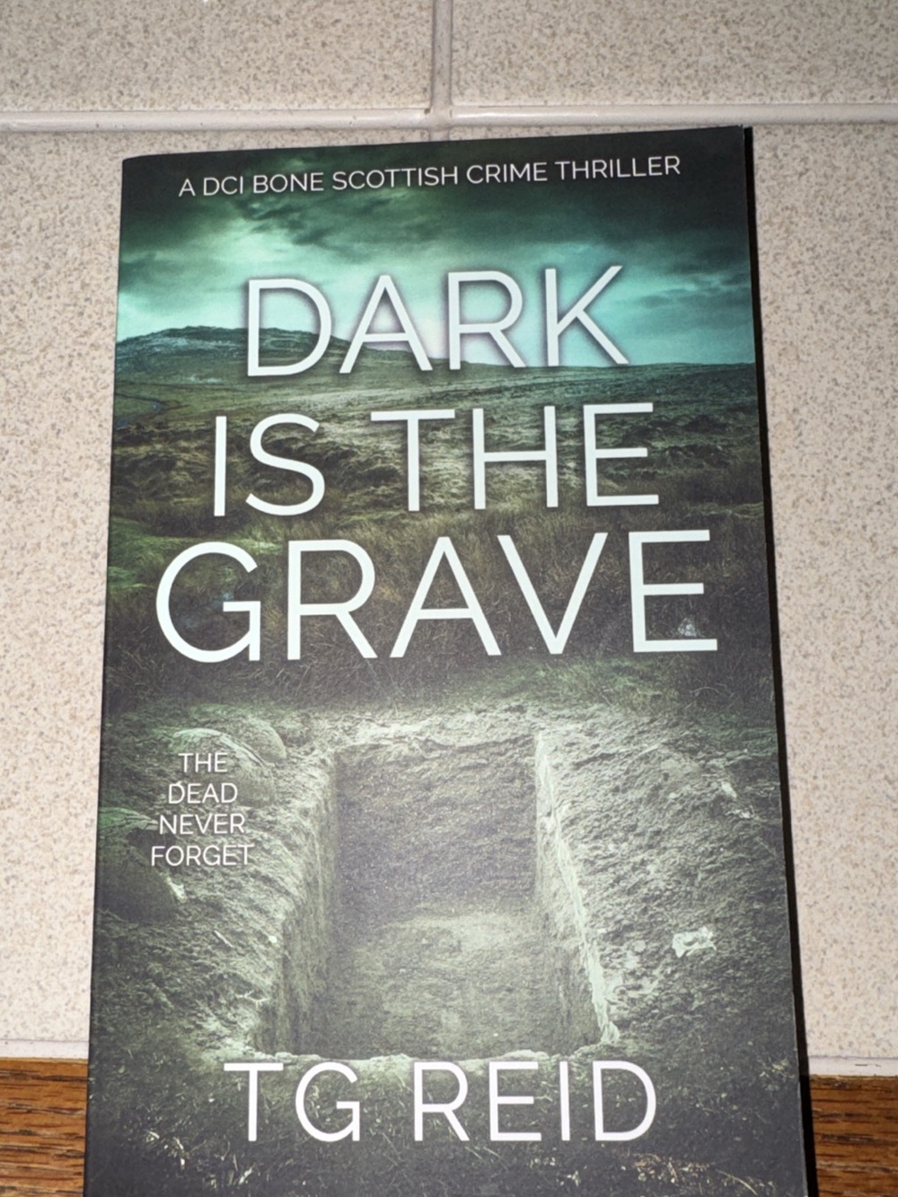 TG Reid 'Dark Is The Grave' Book